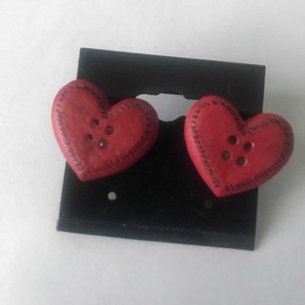 Heart earrings.❤️❤️